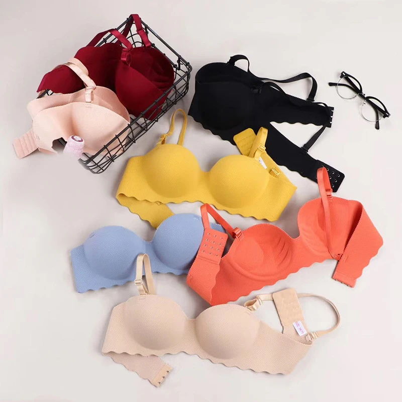 Trending Now! Korea's #1 Comfortable Breathable Seamless Bra (BUY 1 TAKE 1)