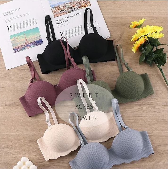 Trending Now! Korea's #1 Comfortable Breathable Seamless Bra (BUY 1 TAKE 1)